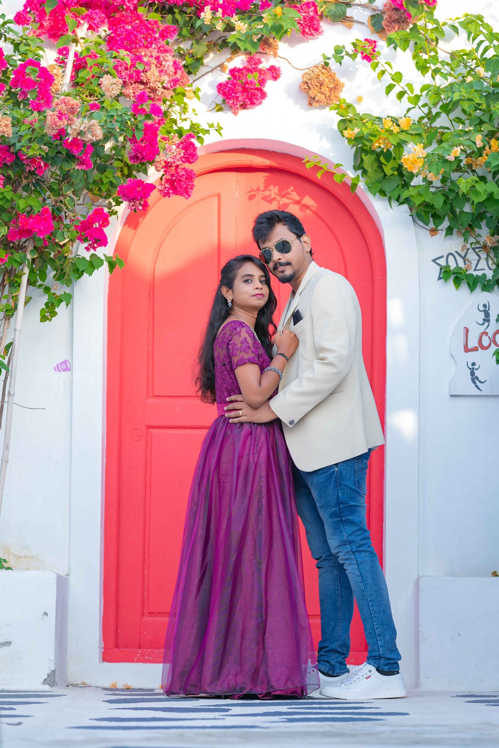 Top Telugu Wedding Photographers | Focuz Studios™ | Pre wedding photoshoot  outdoor, Pre wedding photoshoot props, Wedding photoshoot poses