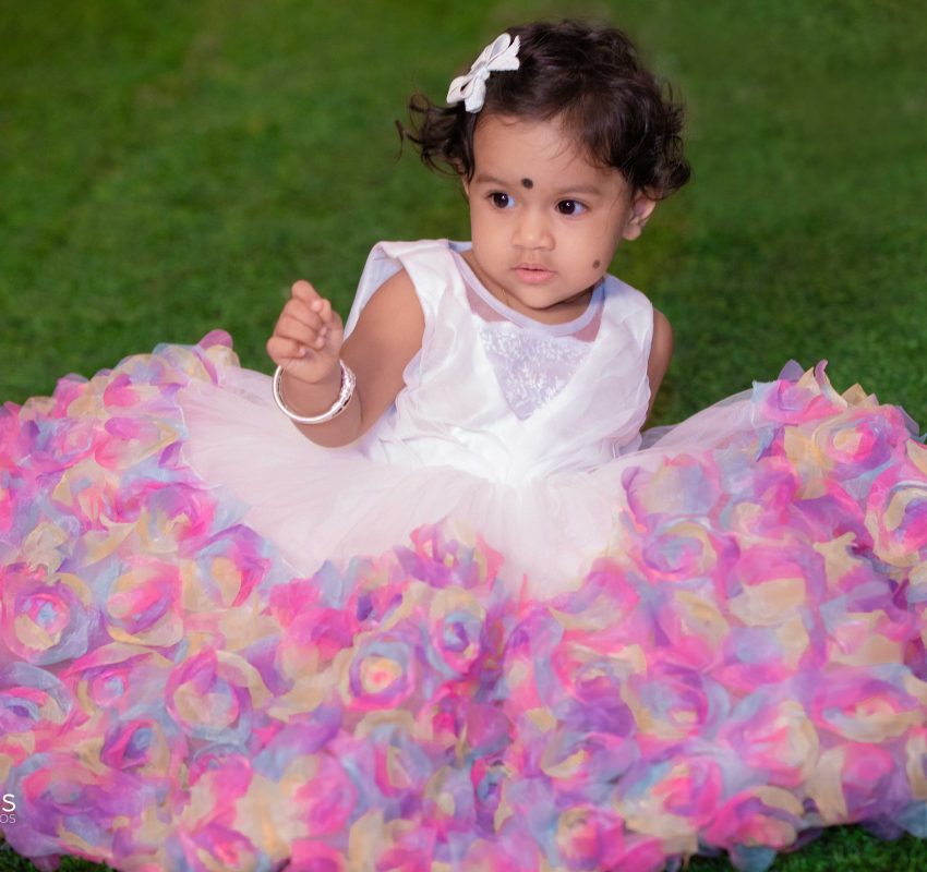 Baby’s Memorable First Birthday Photoshoot